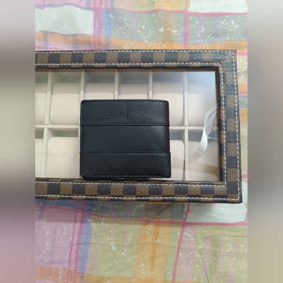 Balmain - Picture 8 of 8